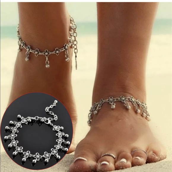 Jewelry - NEW bell ankle silver rusty ankle bracelet